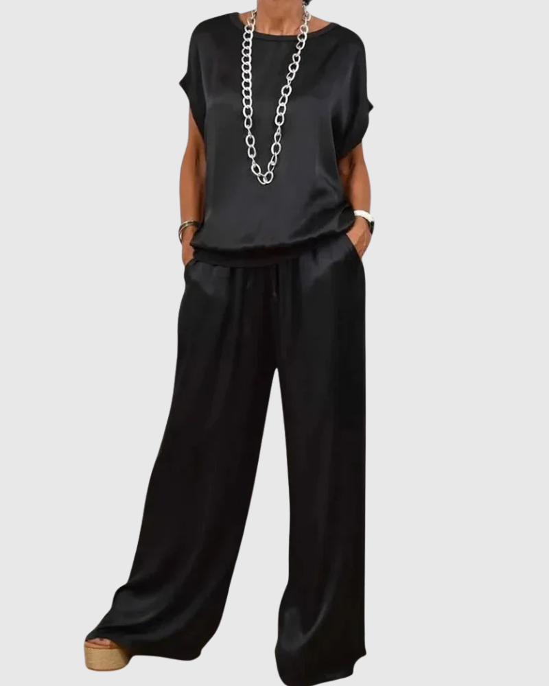 Jessykkah | Comfortable Two-Piece Set